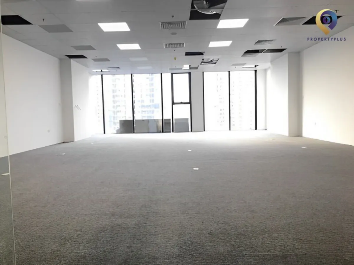 Vacant office floor at Golden Land building, Hanoi